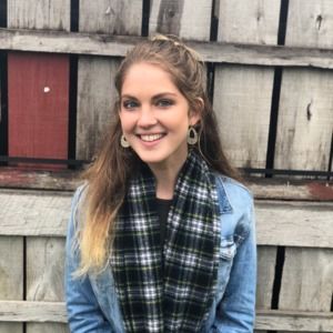 Meet your Posher, Claire